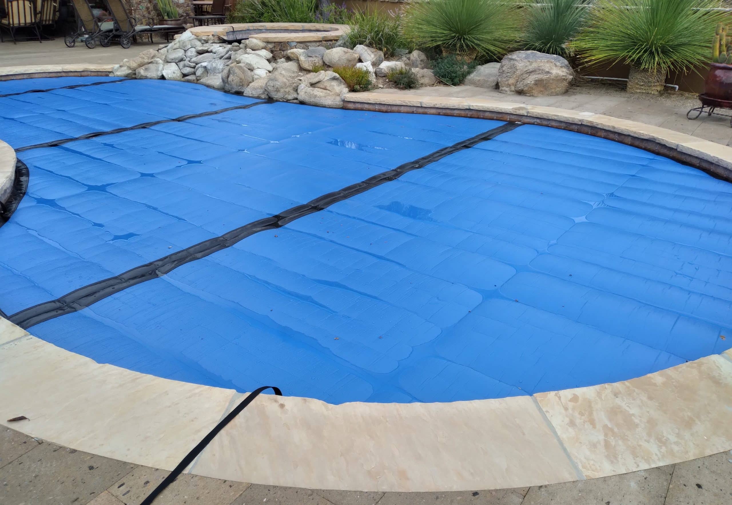 Curved Shape Thermal Pool Cover (Heatsaver)