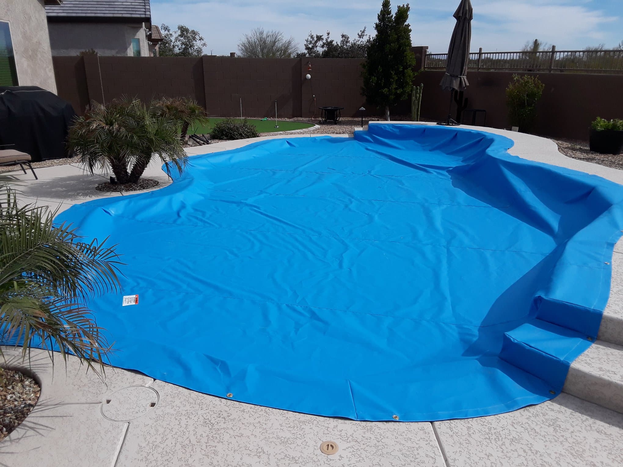 Blue Power Lock Pool Cover With Raised Step
