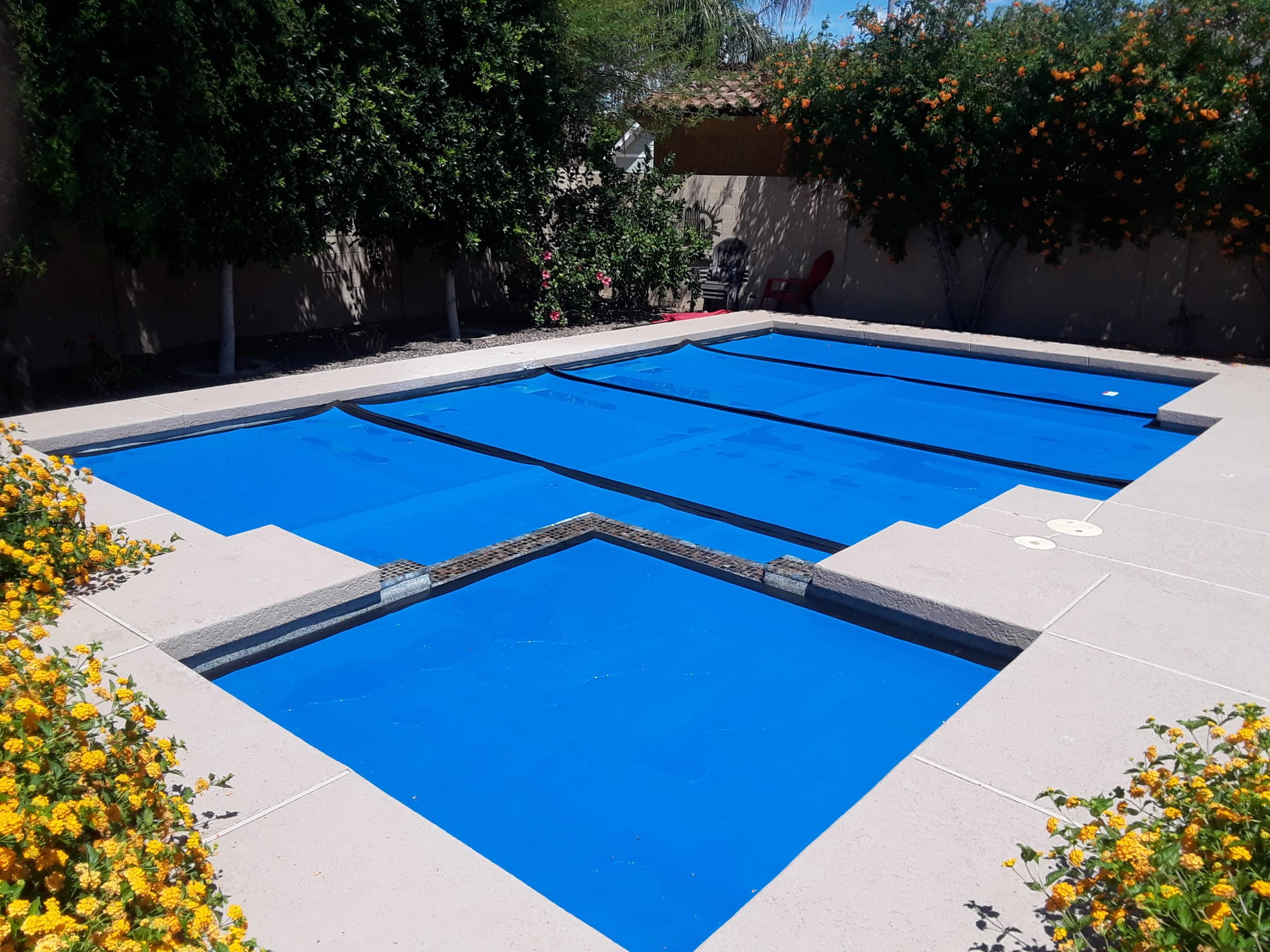 Geometric Shape Thermal Pool Cover (Heatsaver)